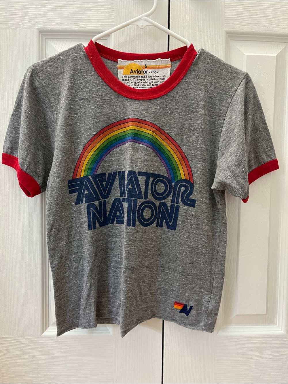 Aviator Nation Rainbow T-Shirt Gray Red Sz S EUC
